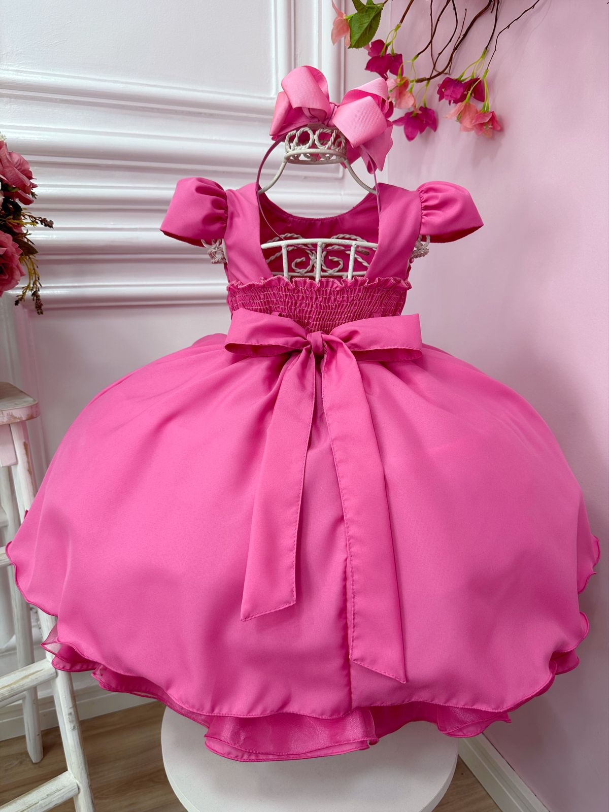 Vestido Infantil Rosa Chiclete Cinto Pérolas Damas Casamento Rosa