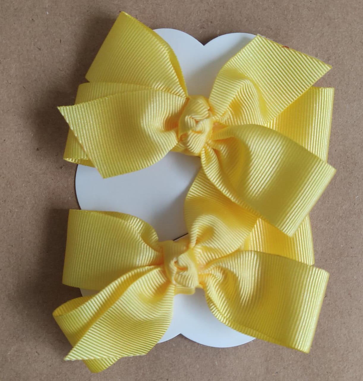 Kit de Dois Laços Infantil Amarelo Nó Bico de Pato