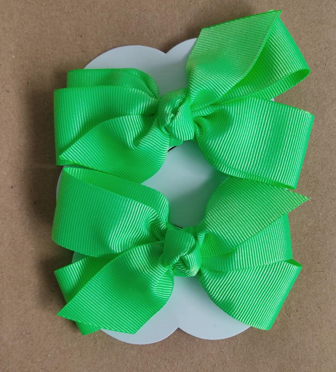 Kit de Dois Laços Infantil Verde Limão Nó Bico de Pato