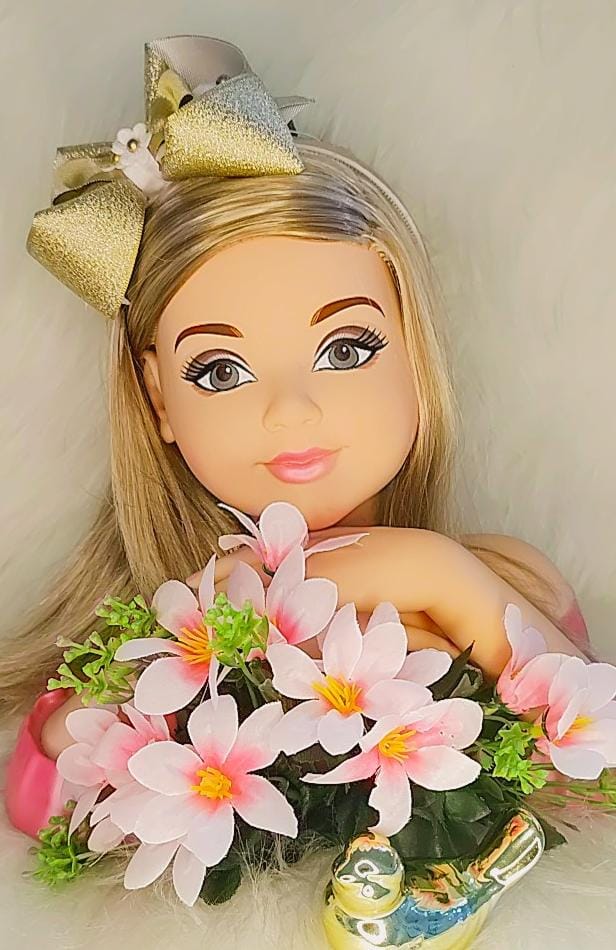 Tiara Infantil Branca e Dourado Com Aplique de Florzinha