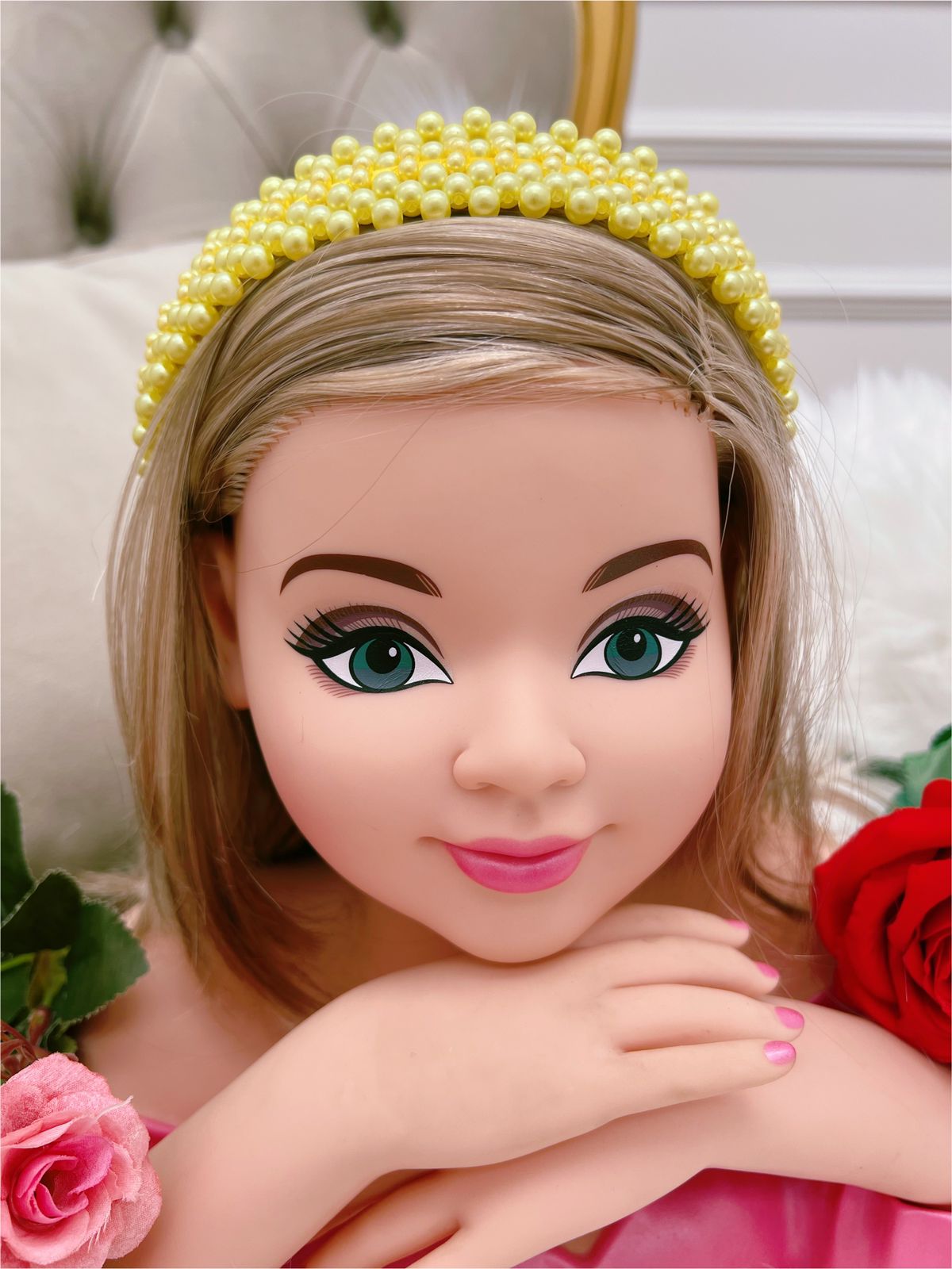 Tiara Infantil de Pérolas Amarela Larga Luxo
