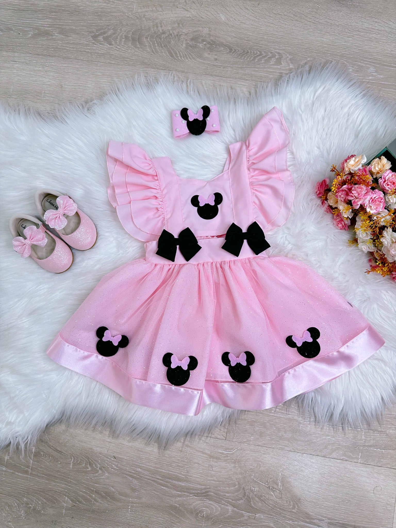 Romper da Minnie Rosa Com Laço e Saia Glitter Luxo