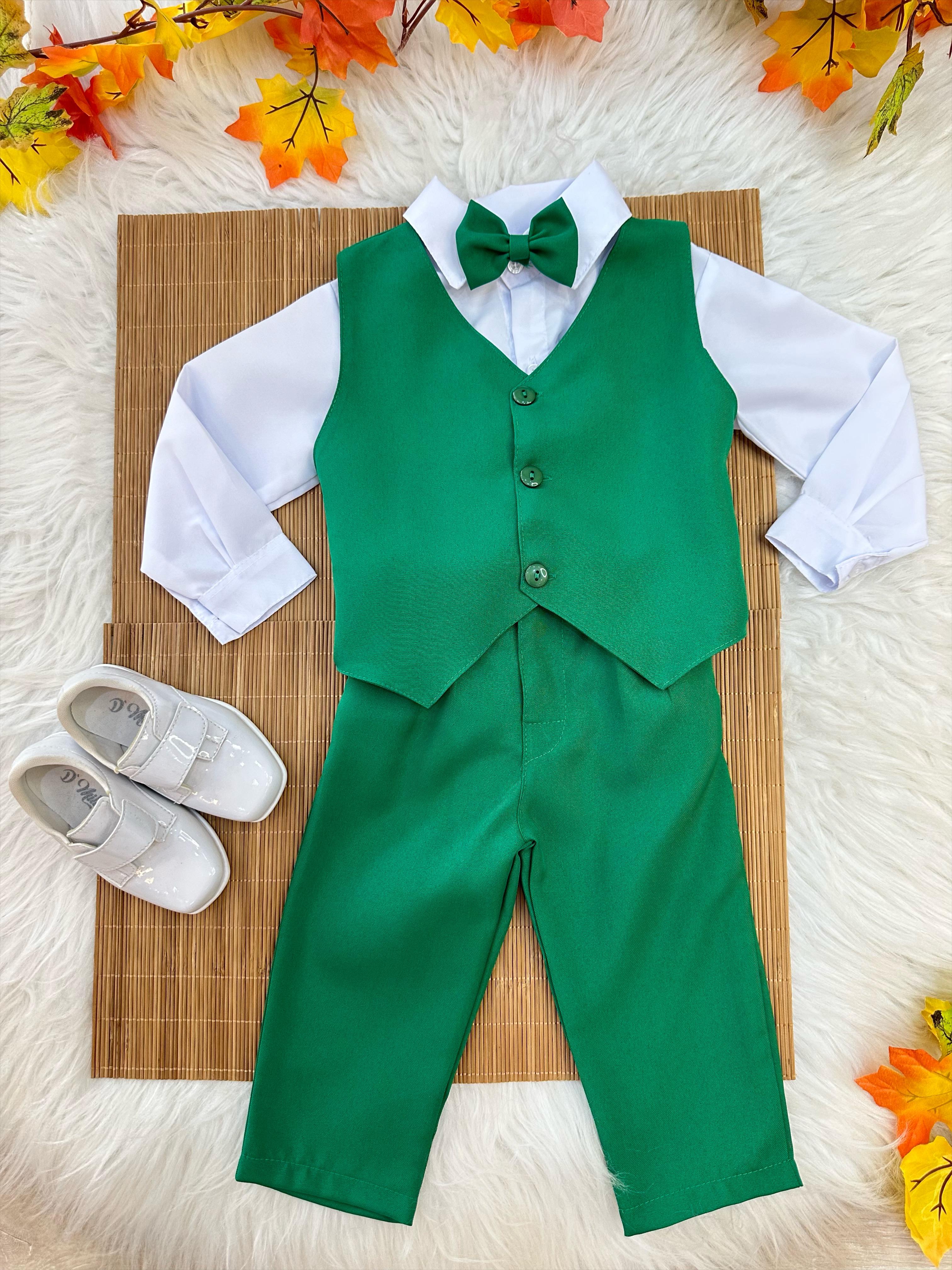 Conjunto Infantil Camisa Branca Calça Colete e Gravata Verde