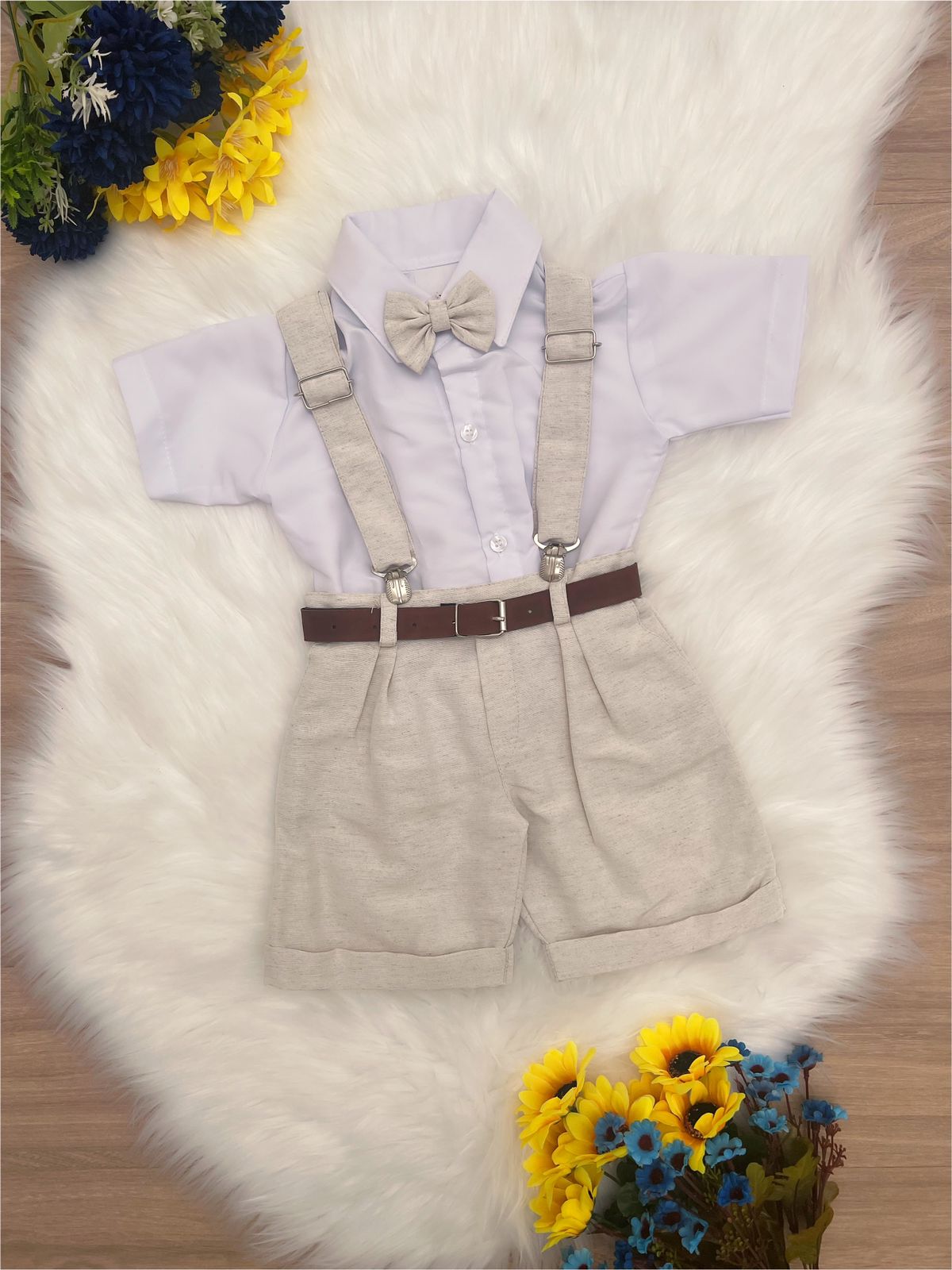 Conjunto Infantil Suspensório Cinto e Gravata Branco Bege