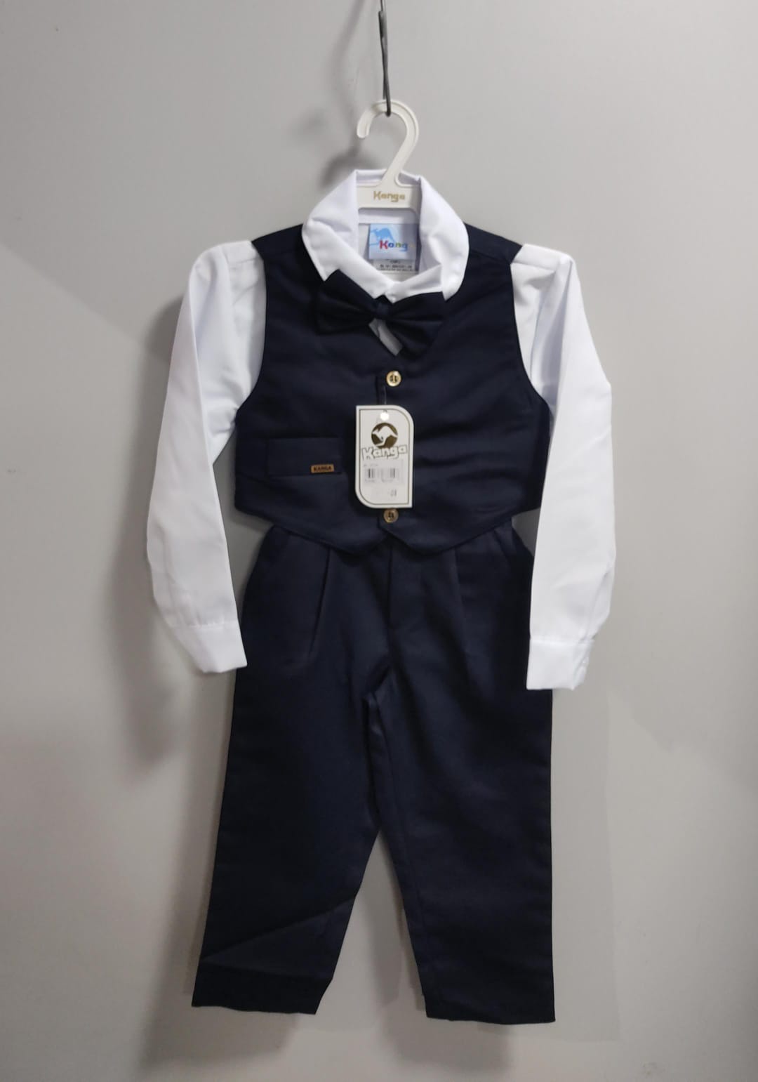 Conjunto Social Camisa Branca Calça e Colete Azul Escuro