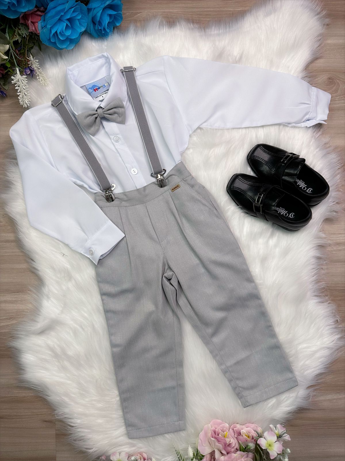 Conjunto Social Camisa Branco e Calça Susp. Gravata Cinza