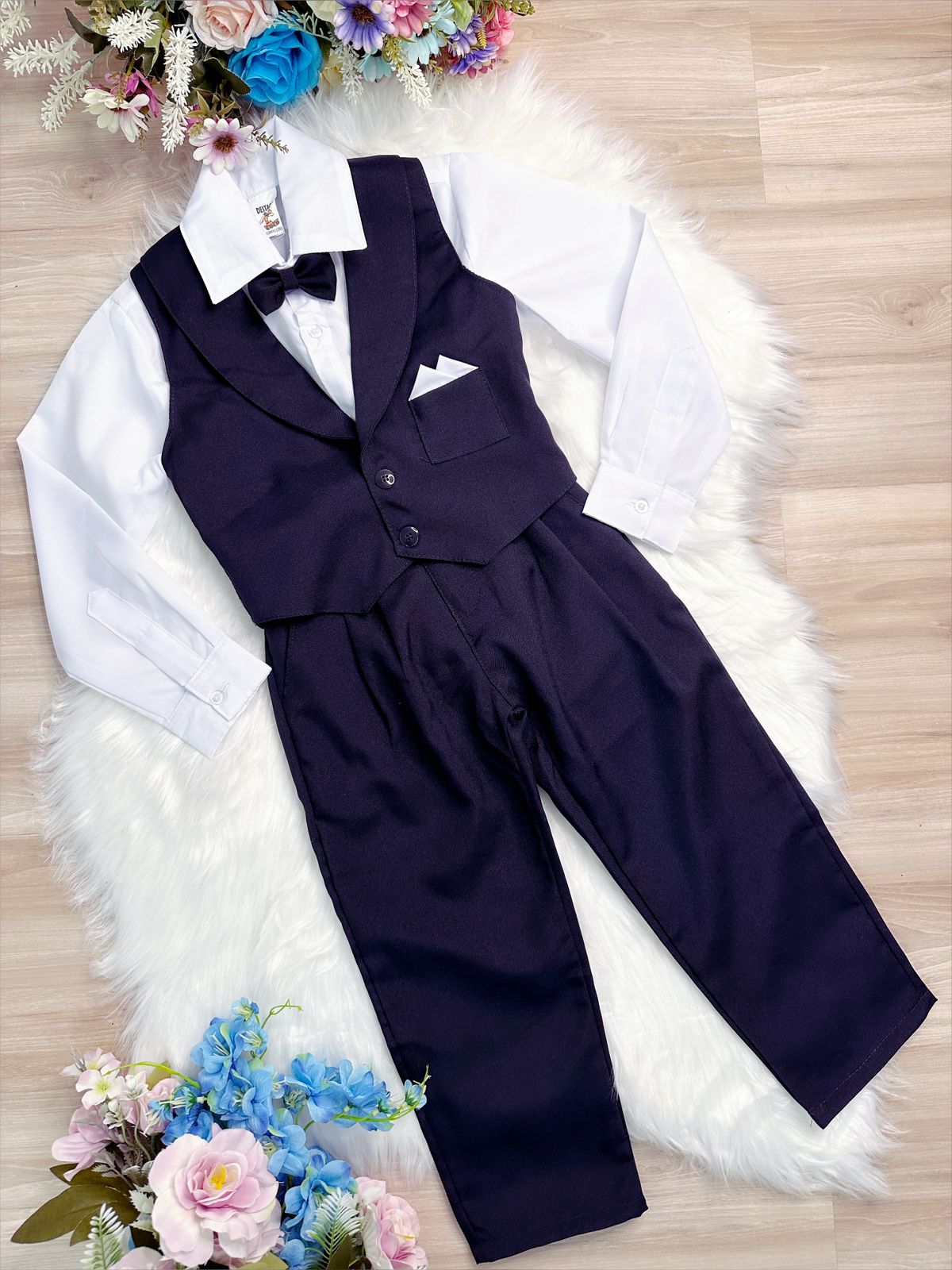 Conjunto Social Colete Calça Azul Marinho e Camisa Branca