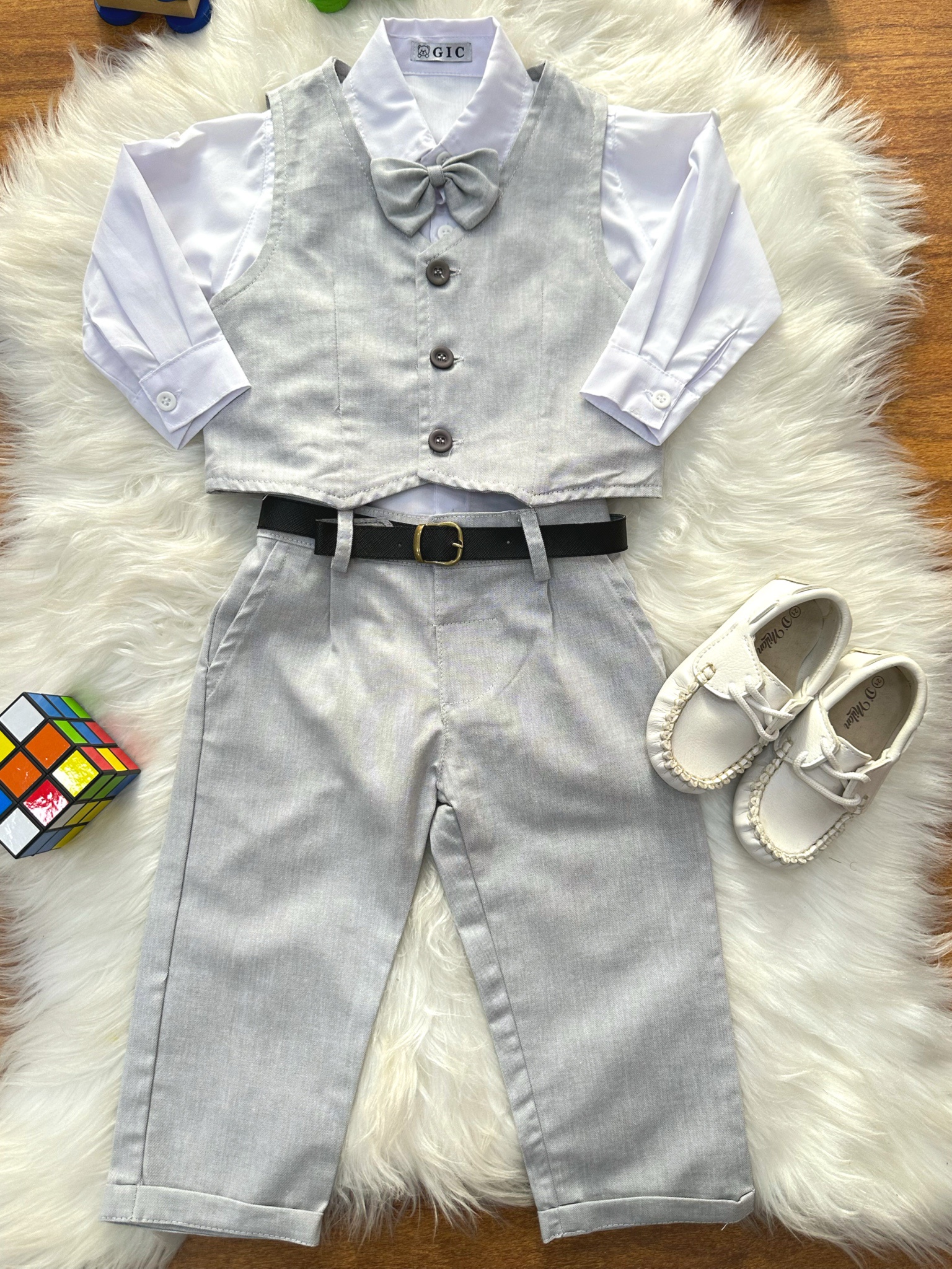 Conjunto Social Pajem Camisa Branca Calça e Colete Cinza Claro