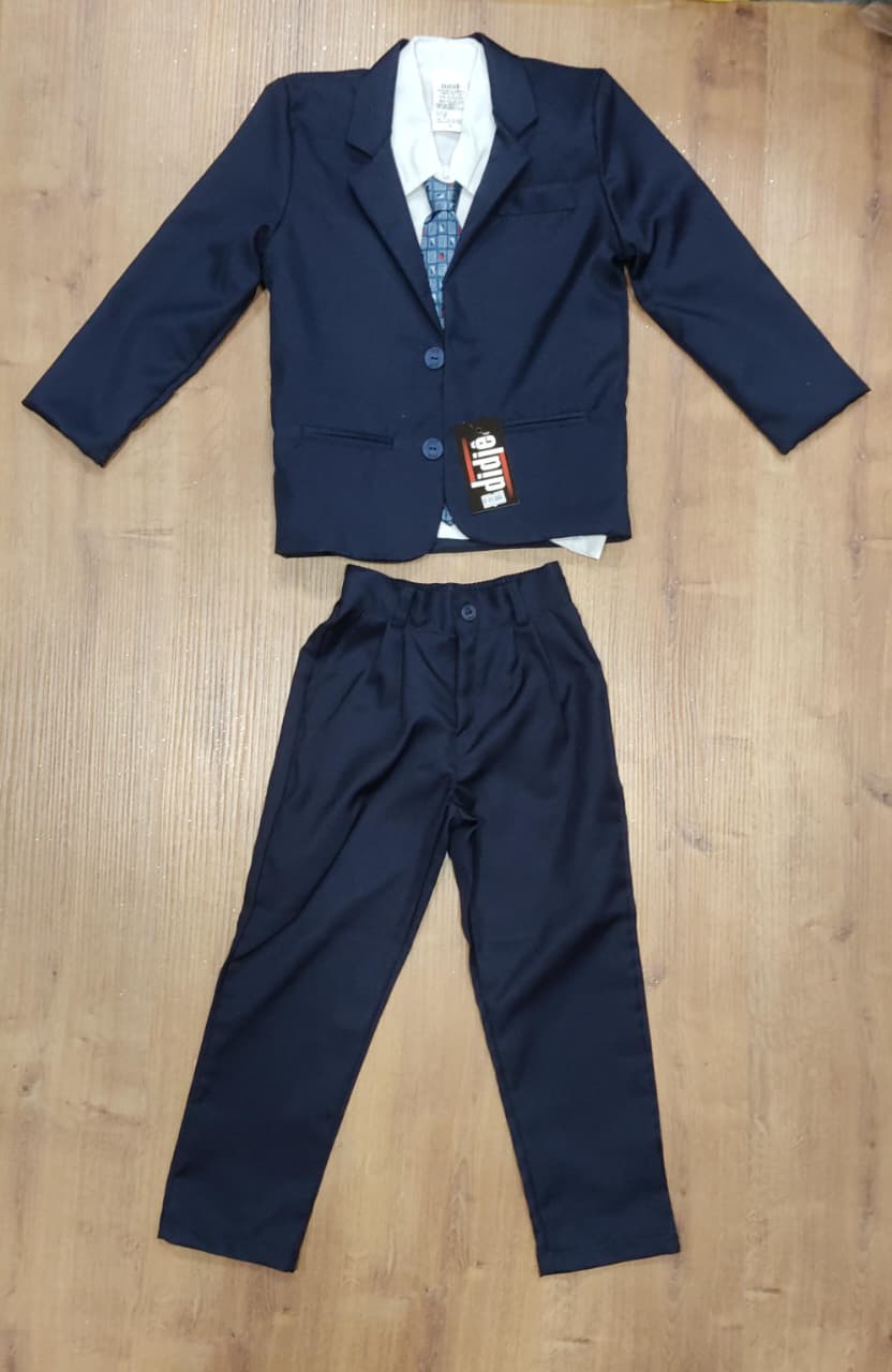 Terno Social C/ Calça Azul Marinho e Camisa Branca Pajem