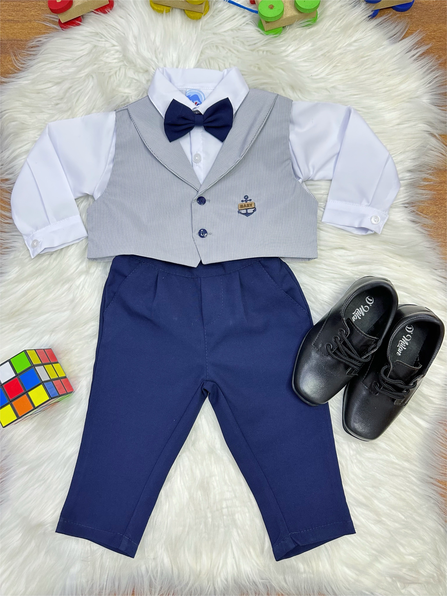 Conjunto Social Calça Colete Gravata Cinza e Camisa Branca