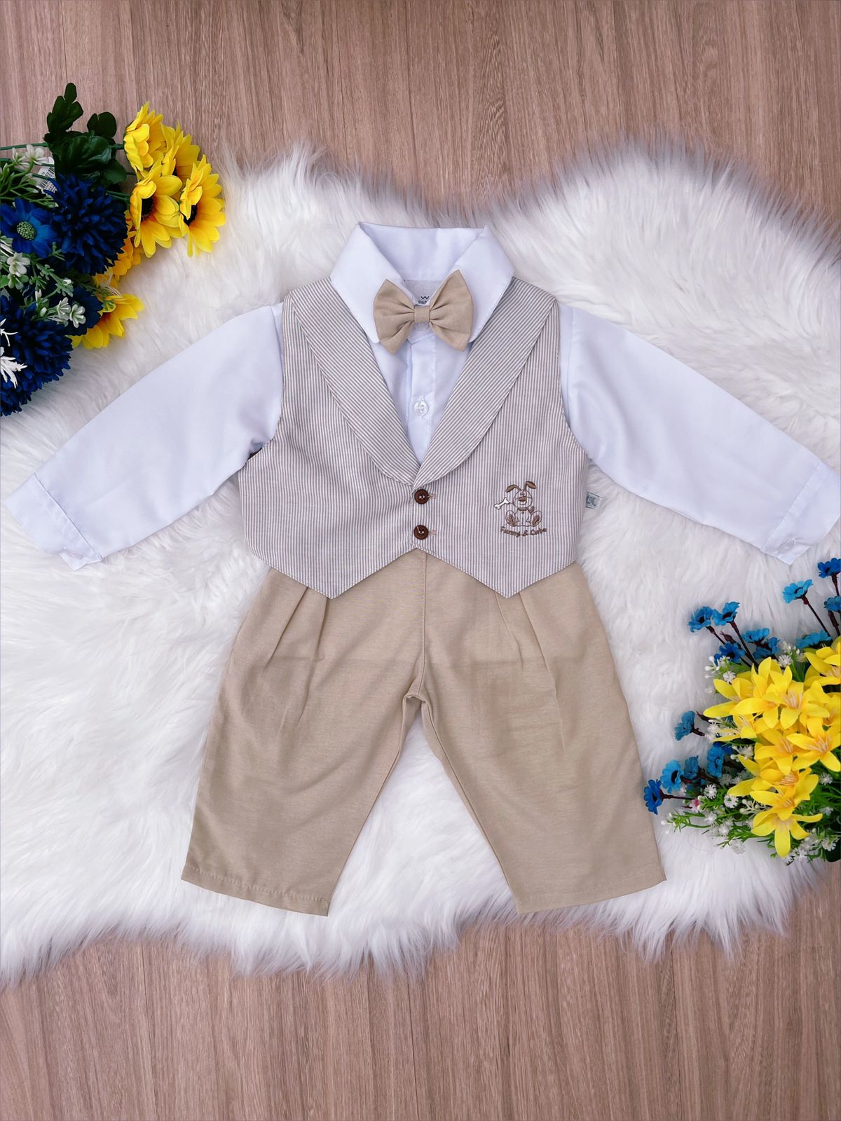 Conjunto Social Meninos Camisa Branca Calça Bege Toys