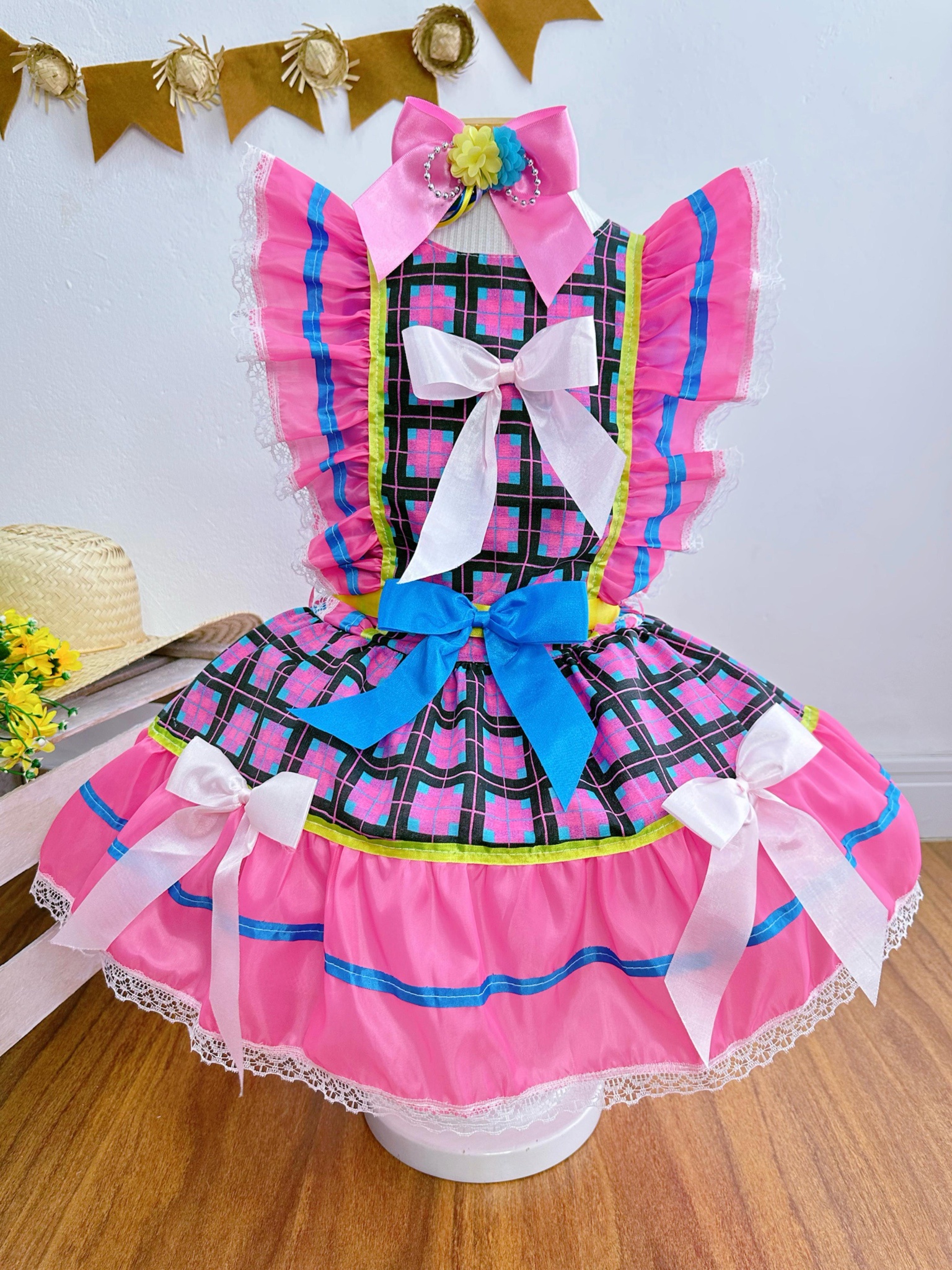 Fantasia Infantil Junino Rosa Chiclete Xadrez Colorido Festas