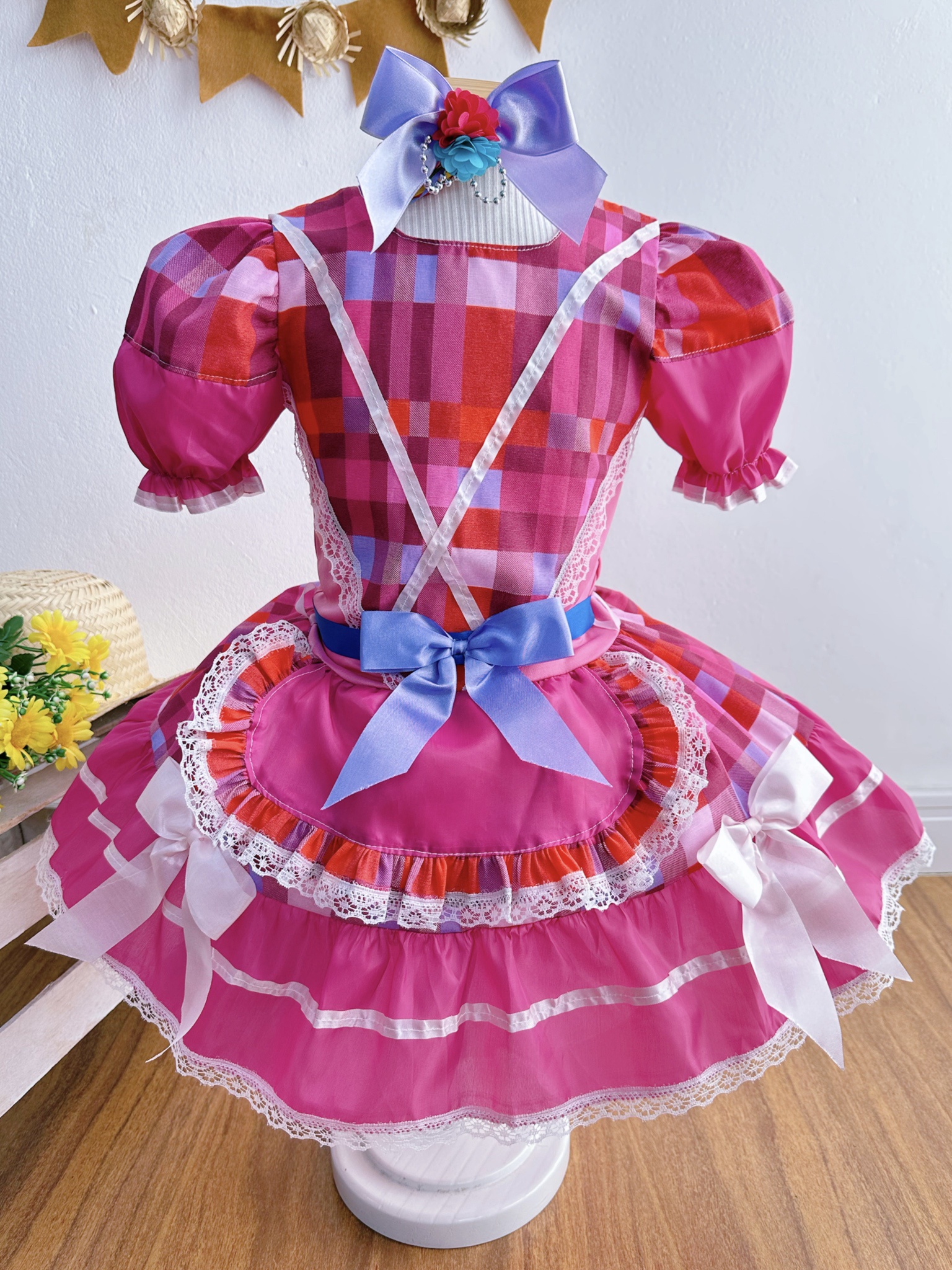 Fantasia Infantil Junino Rosa e Xadrez Pink Colorido