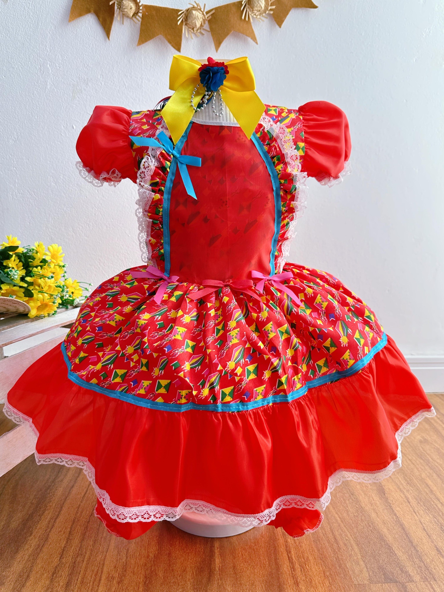 Vestido Infantil Junino Caipira Vermelho Flores Coloridas