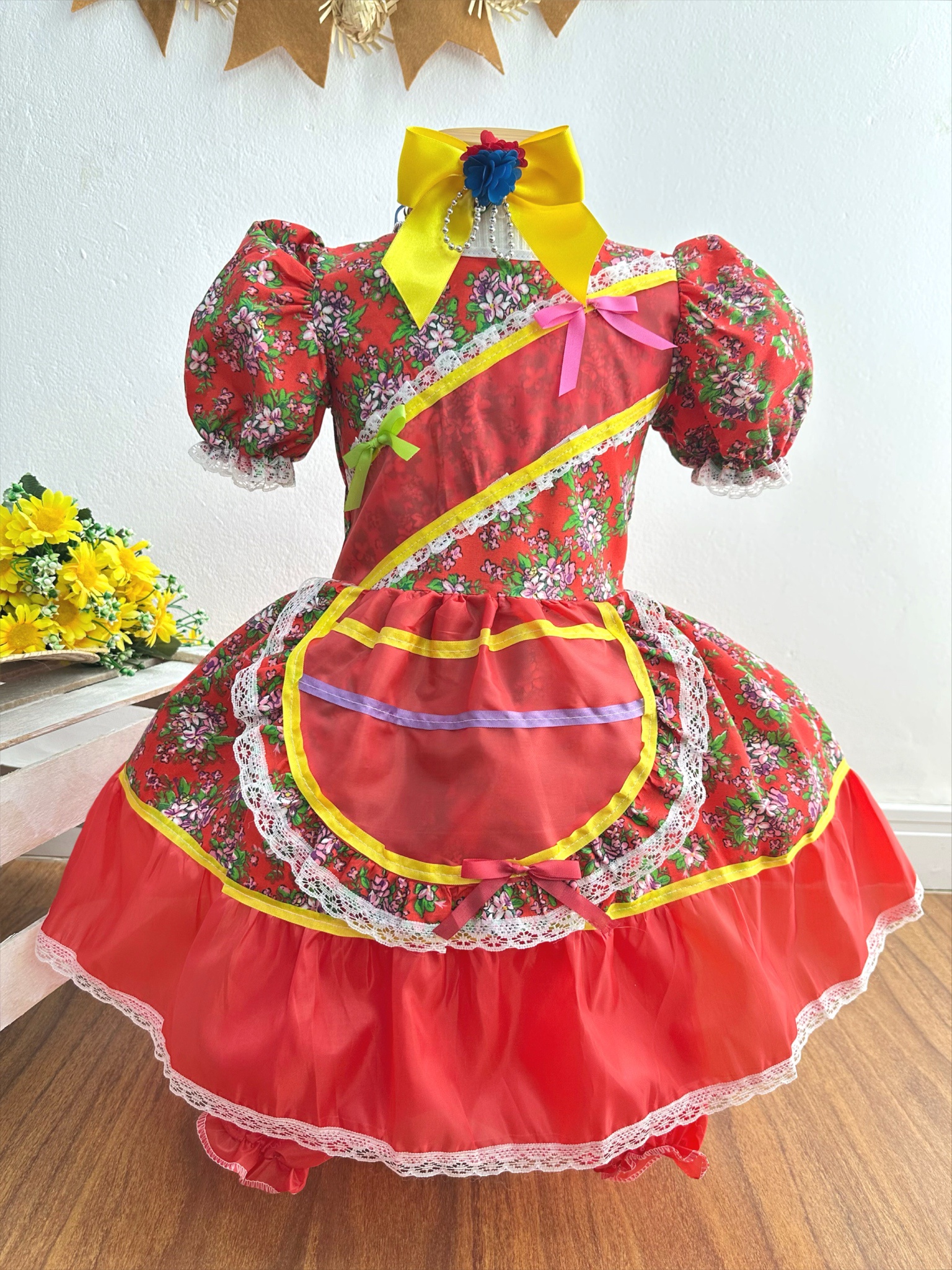Vestido Infantil Junino Caipira Vermelho Florzinhas Coloridas