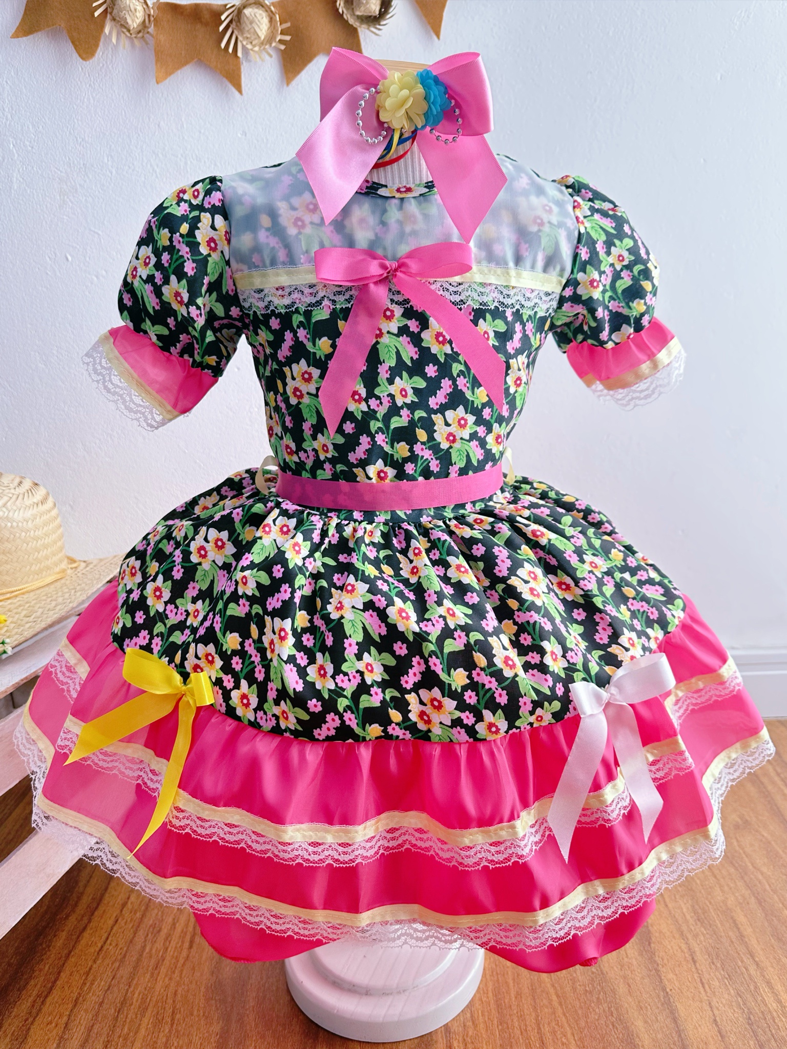Vestido Infantil Junino Preto Com Estampa Florzinhas Festas