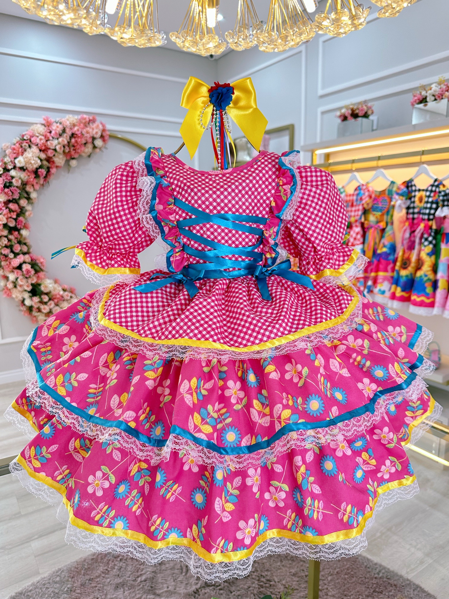 Vestido Junino Arraiá Pink Colorido Saia C/ Babados Luxo