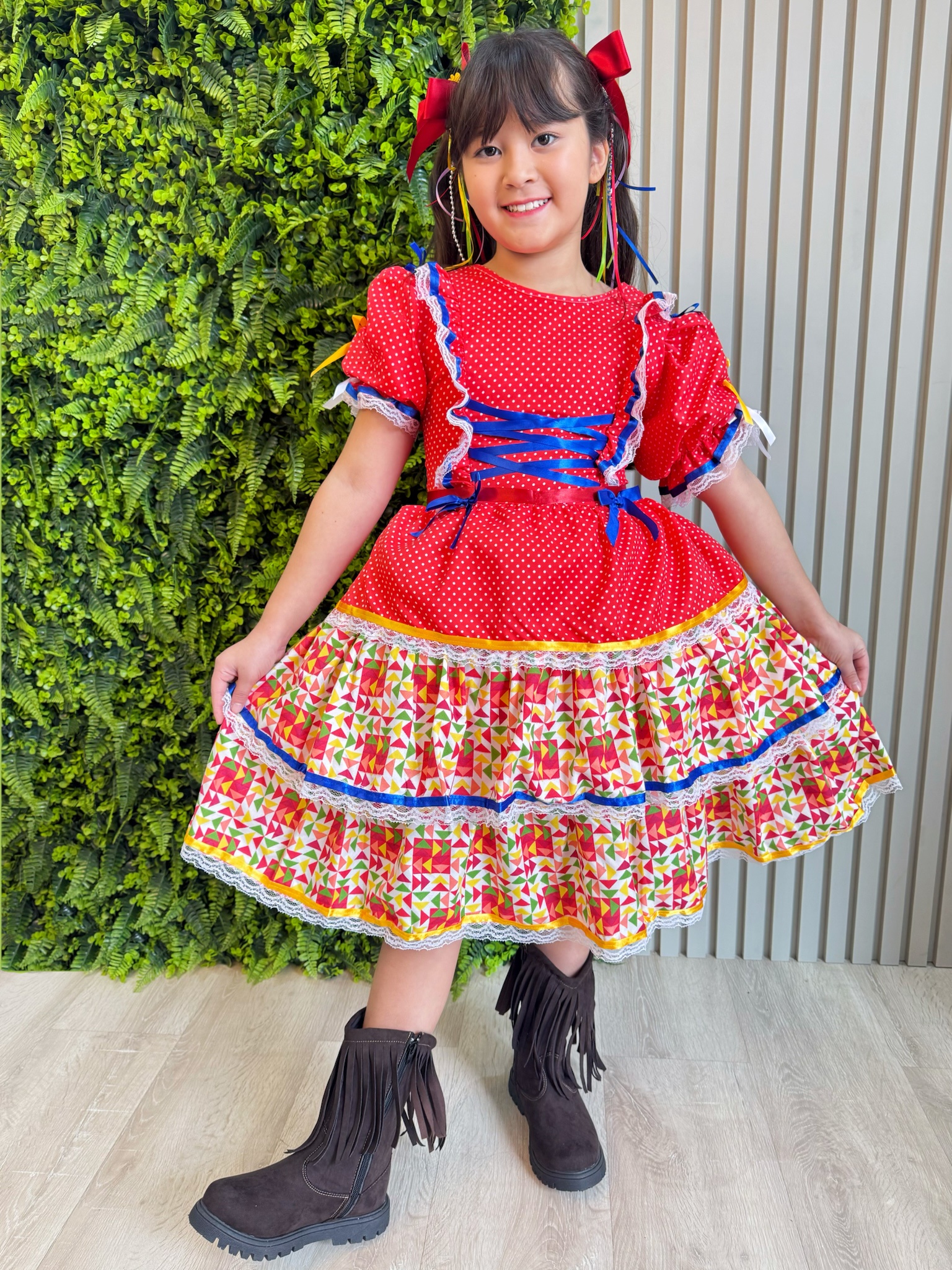 Vestido Junino Arraiá Vermelho e Saia C/ Babados Coloridos