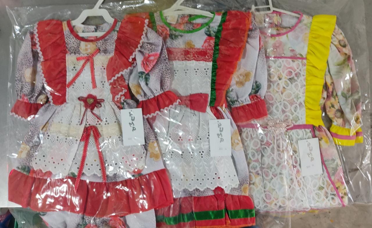 Kit 3 Peças Fantasia Infantil Junino  -2-6-10  - Variação Cor