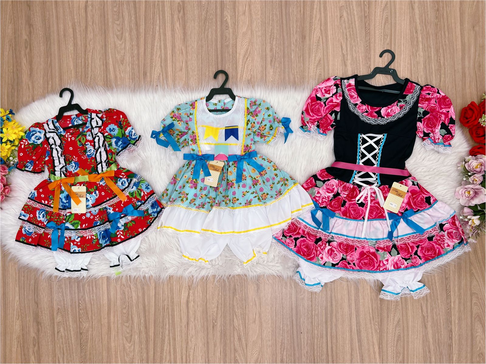Kit 3 Peças Vestido Fantasia Junino  TAM 1-1-10 Variação Cor