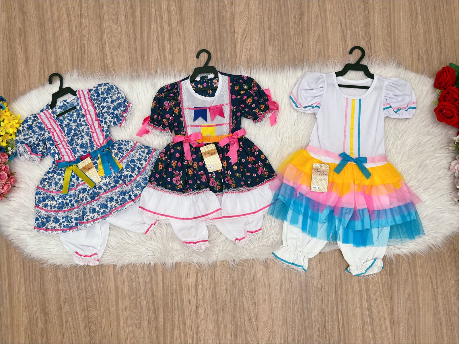 Kit 3 Peças Vestido Fantasia Junino  TAM 1-1-6 - Variação Cor