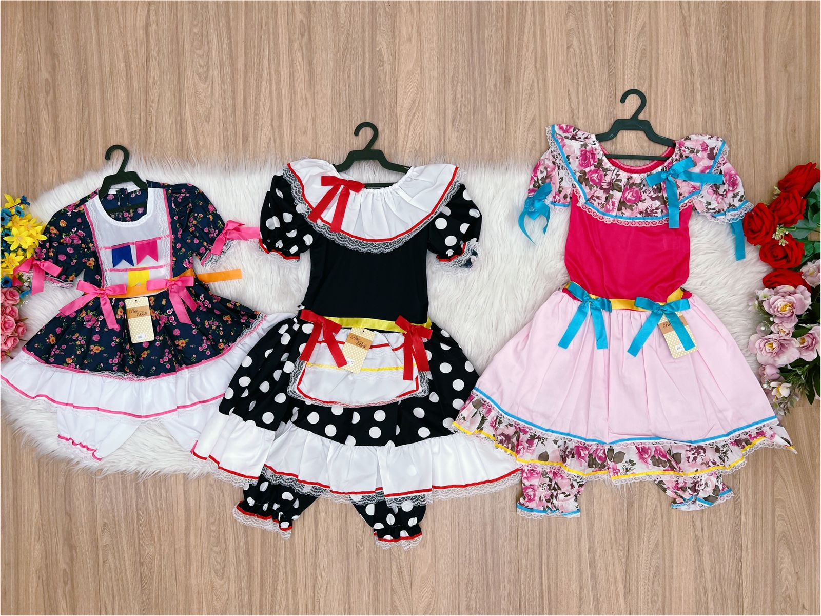 Kit 3 Peças Vestido Fantasia Junino  TAM 1-12-14 - Variação Cor