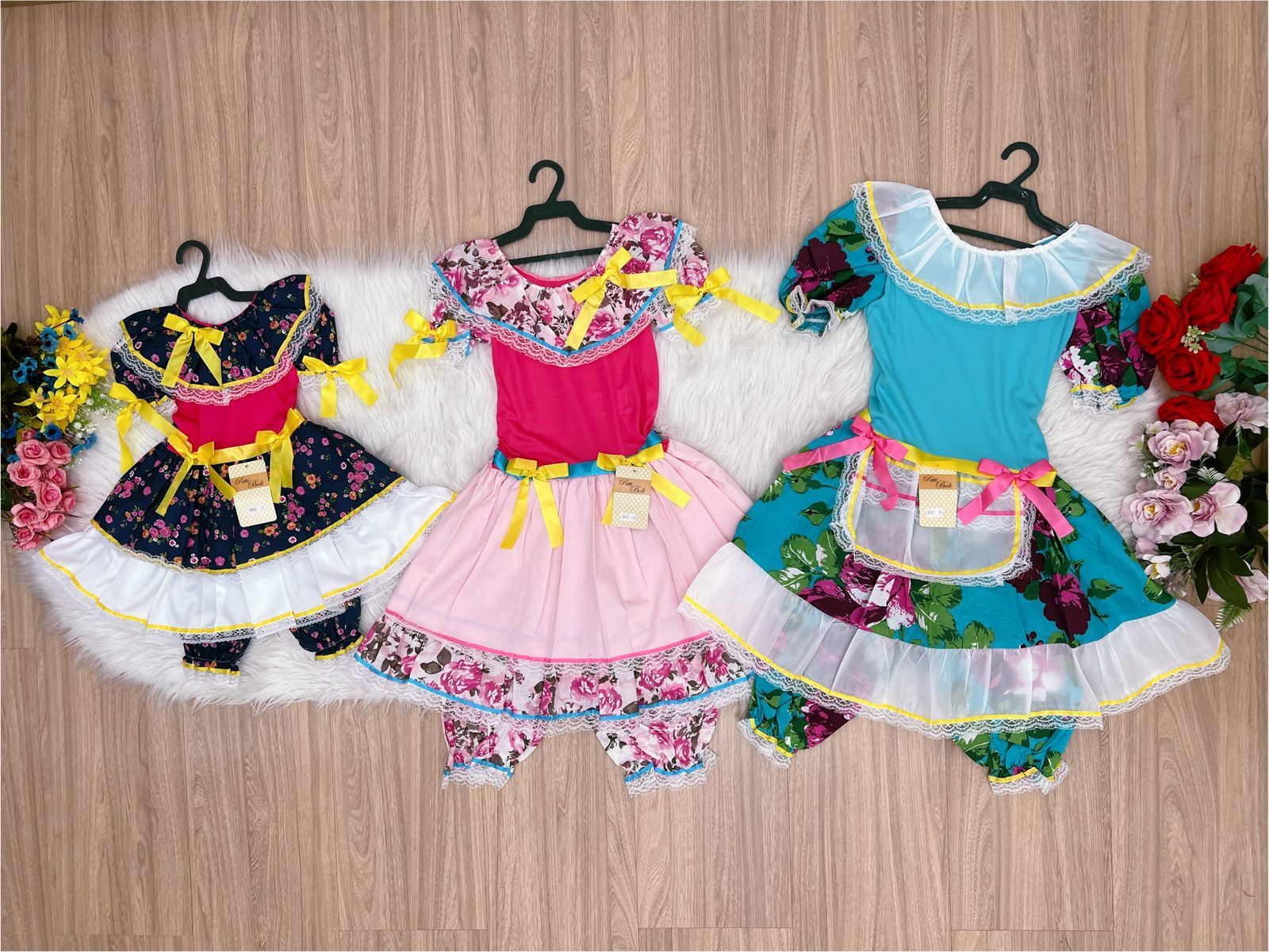 Kit 3 Peças Vestido Fantasia Junino  TAM 1-12-14 Variação Cor