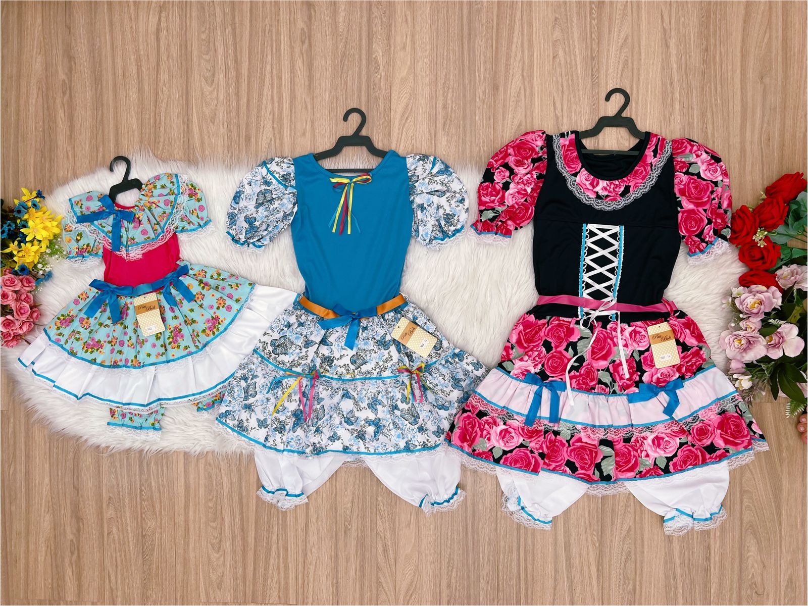 Kit 3 Peças Vestido Fantasia Junino  TAM 1-14-16 Variação Cor
