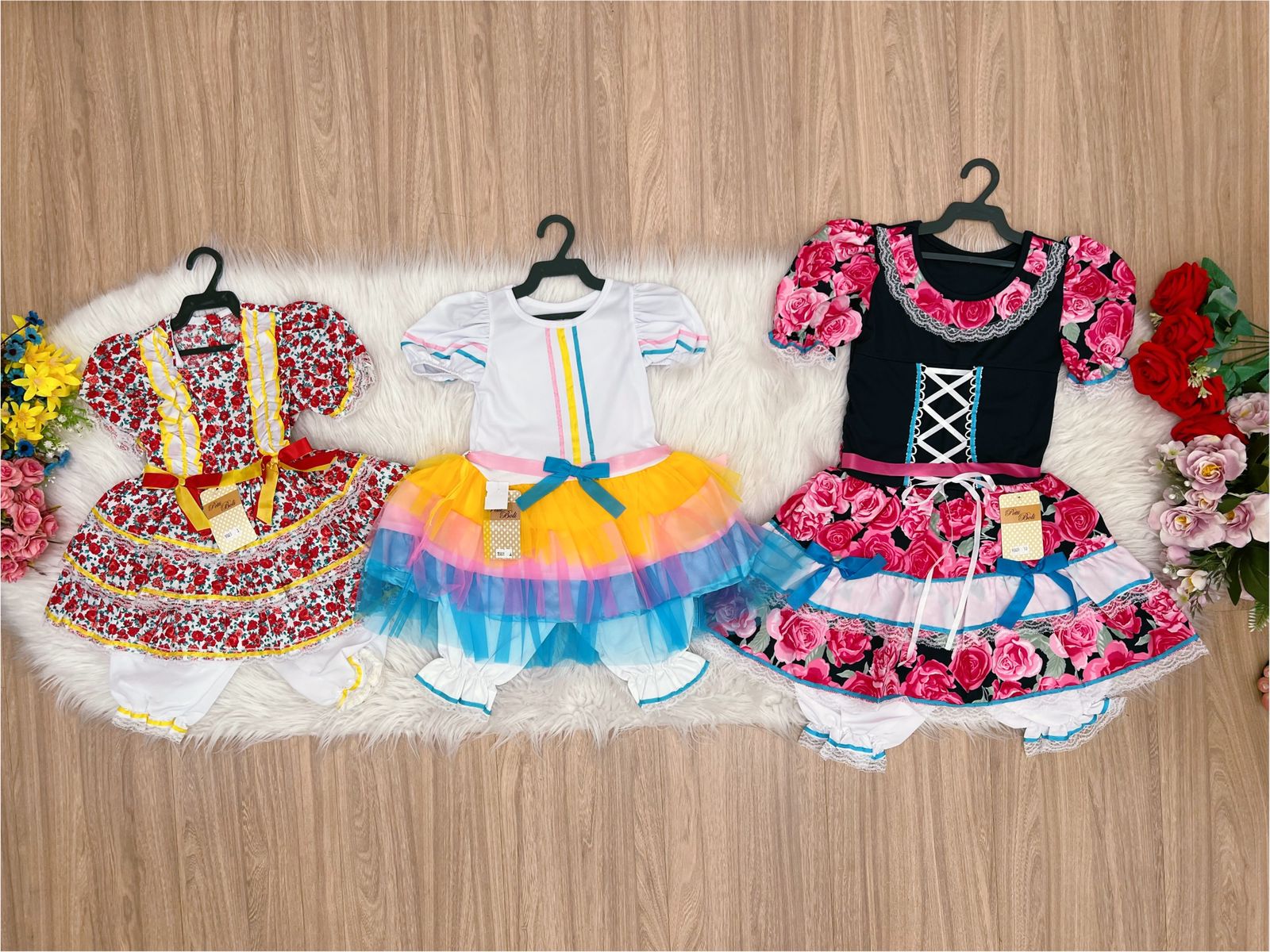 Kit 3 Peças Vestido Fantasia Junino  TAM 1-4-10 - Variação Cor