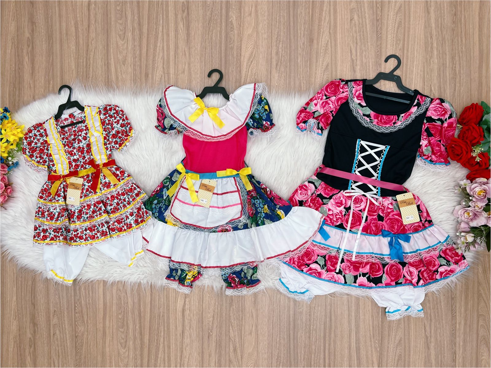 Kit 3 Peças Vestido Fantasia Junino  TAM 1-4-10 - Variação Cor