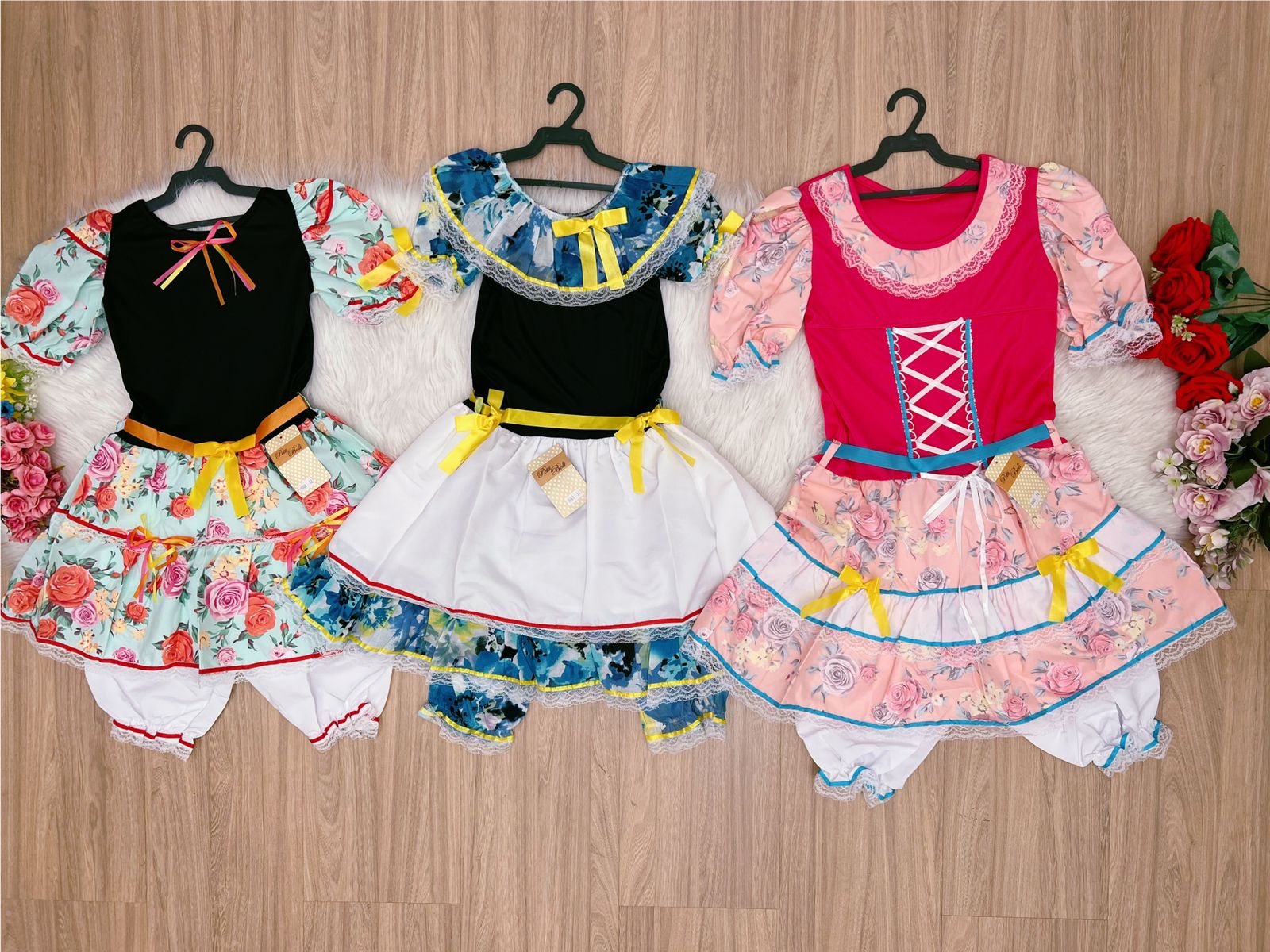 Kit 3 Peças Vestido Fantasia Junino  TAM 12-14-16 Variação Cor