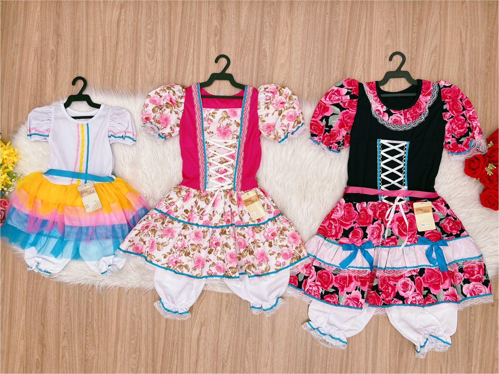 Kit 3 Peças Vestido Fantasia Junino  TAM 4-10-14 Variação Cor