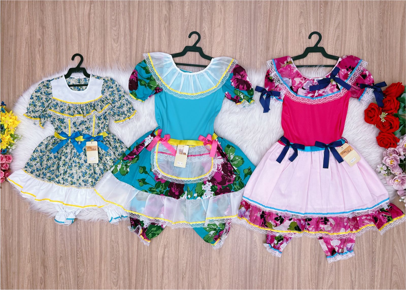 Kit 3 Peças Vestido Fantasia Junino  TAM 4-12-14 Variação Cor