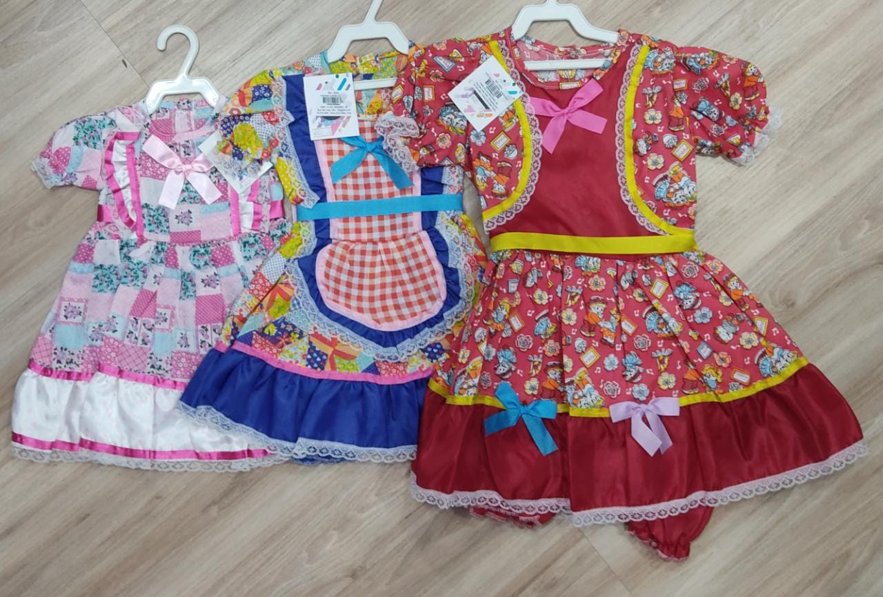 Kit 3 Peças Vestido Fantasia Junino  TAM P,M,01 Variação Cor