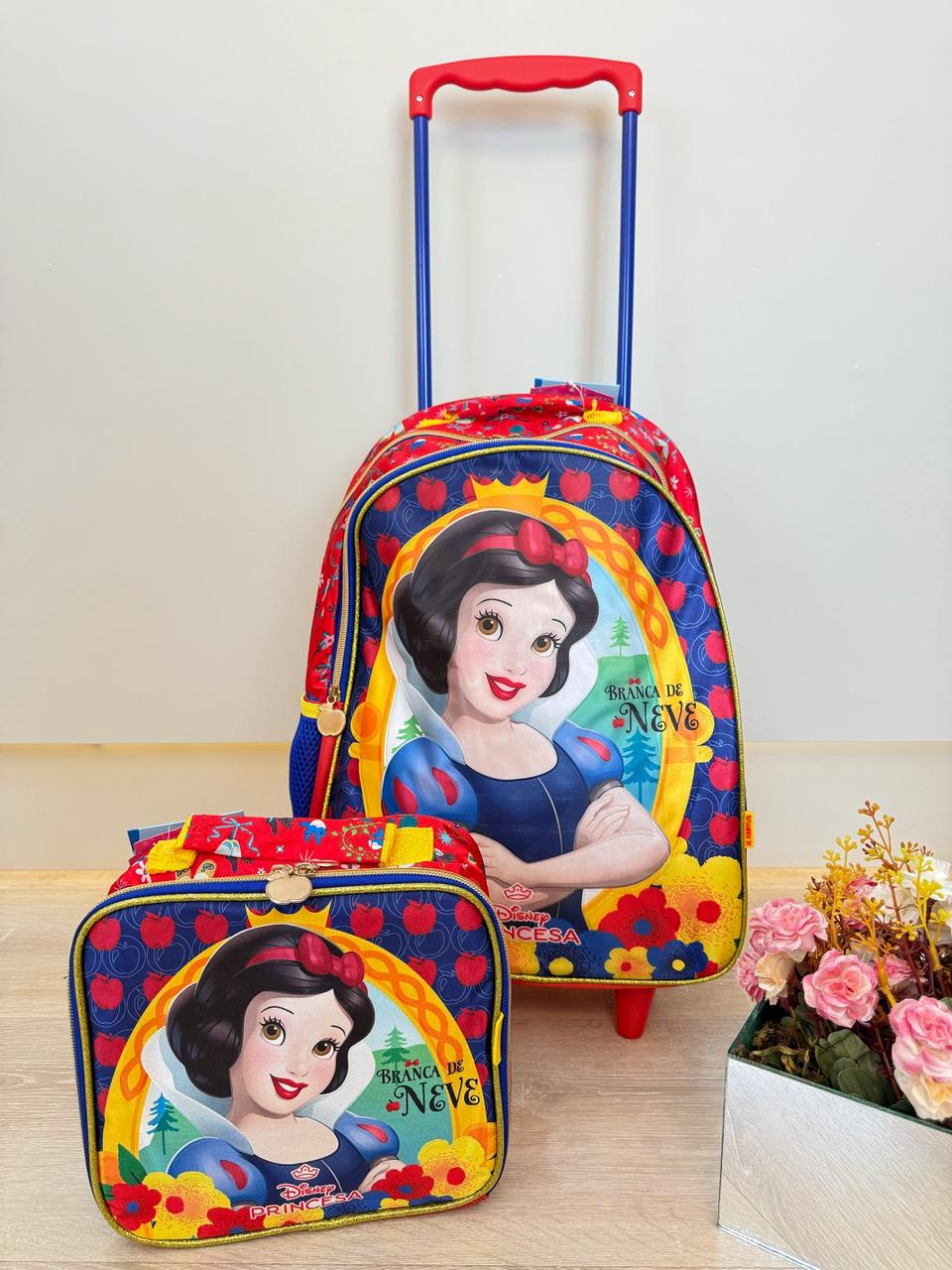 Kit Mochila de Rodinhas Escolar + Lancheira Princesa da Disney Branca de Neve