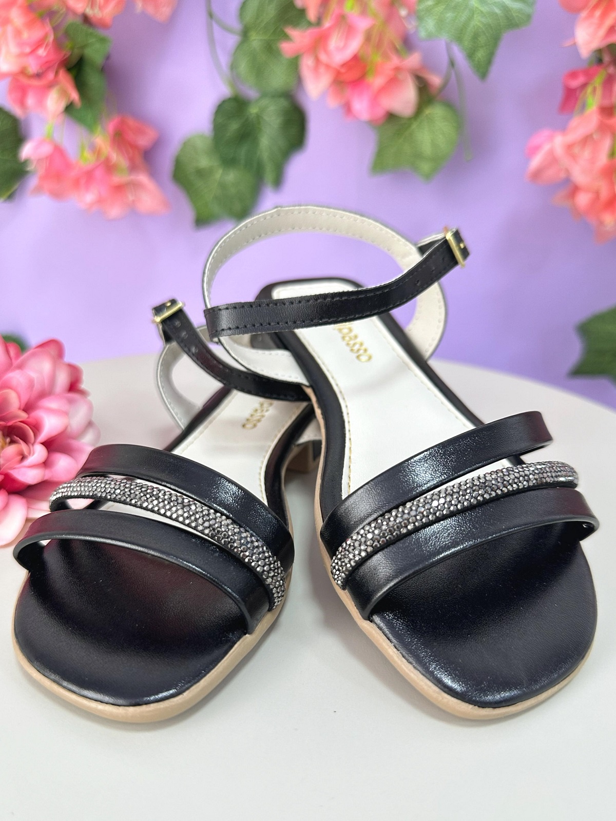 Sandália Infantil de Tiras Preta Com Strass Luxo