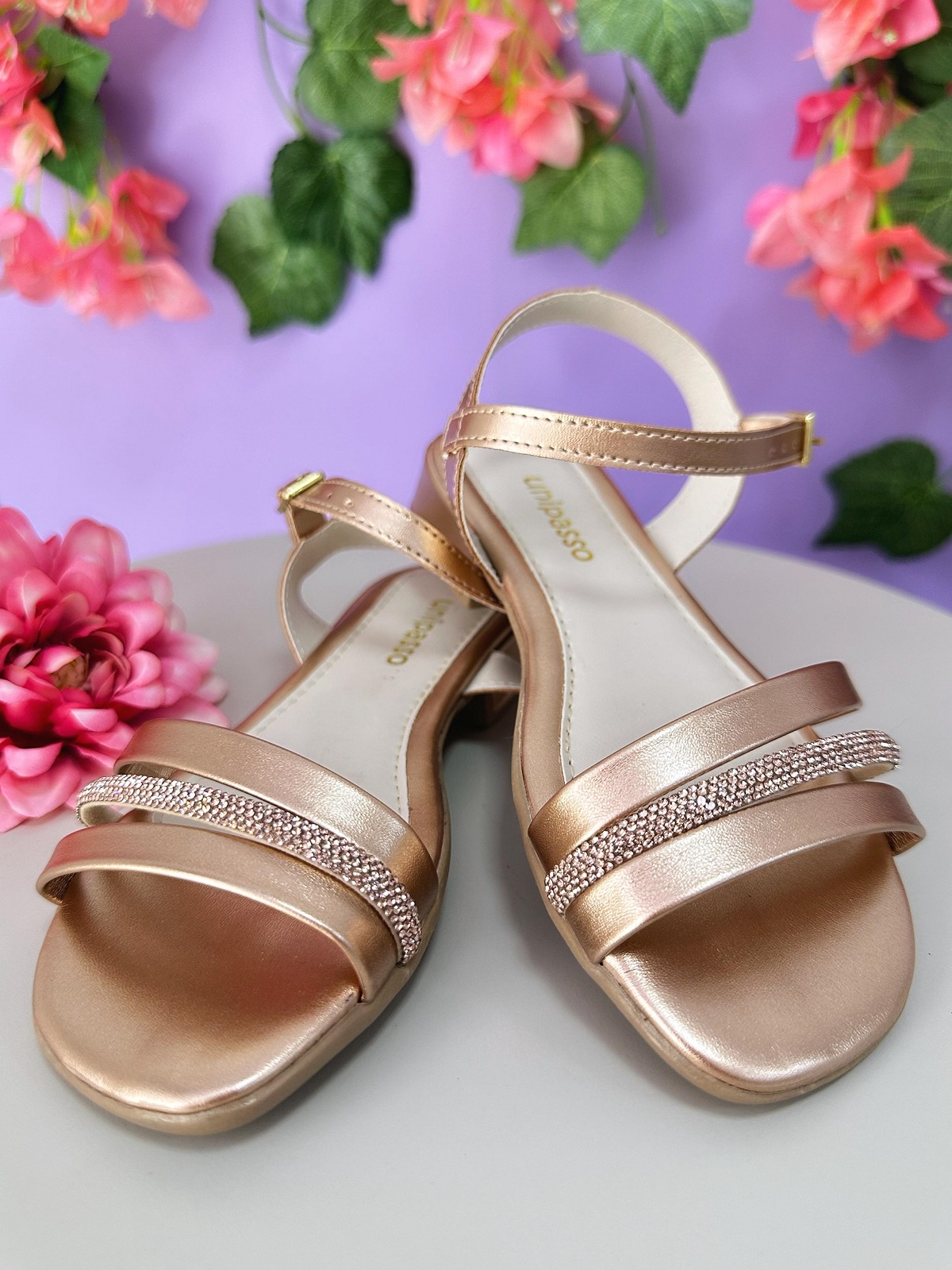 Sandália Infantil de Tiras Rose Com Strass Luxo