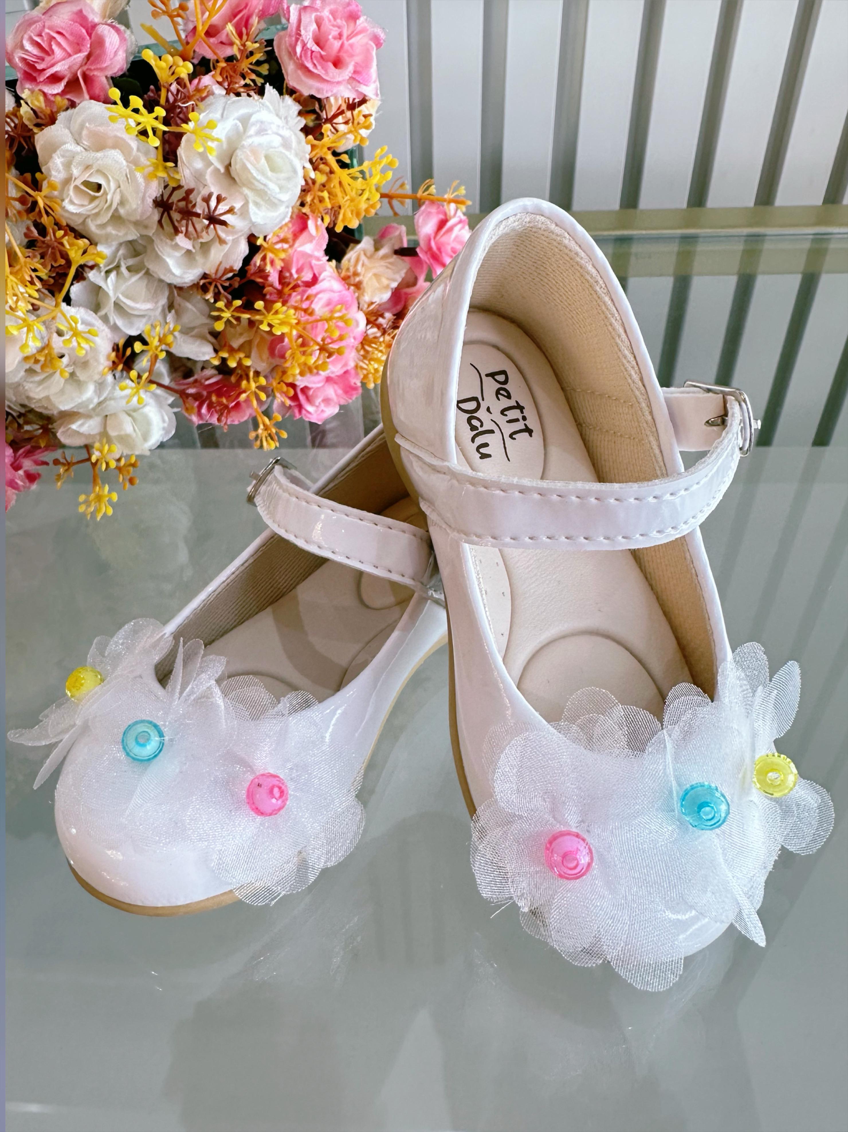 Sapatinho Infantil Branco Verniz Jardim Encantado Luxo