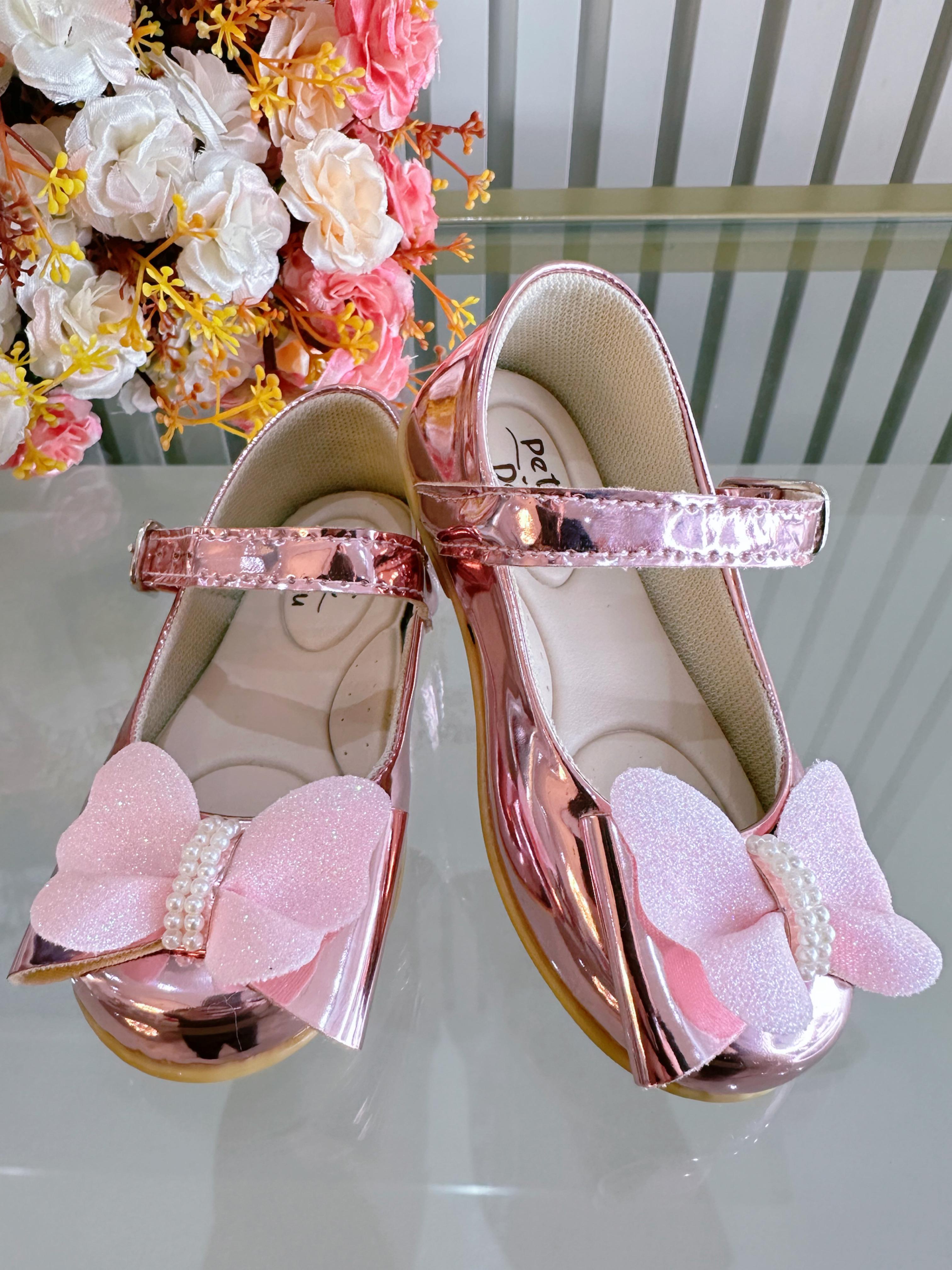 Sapatinho Infantil Rosa Metalizado C/ Aplique Borboleta Luxo