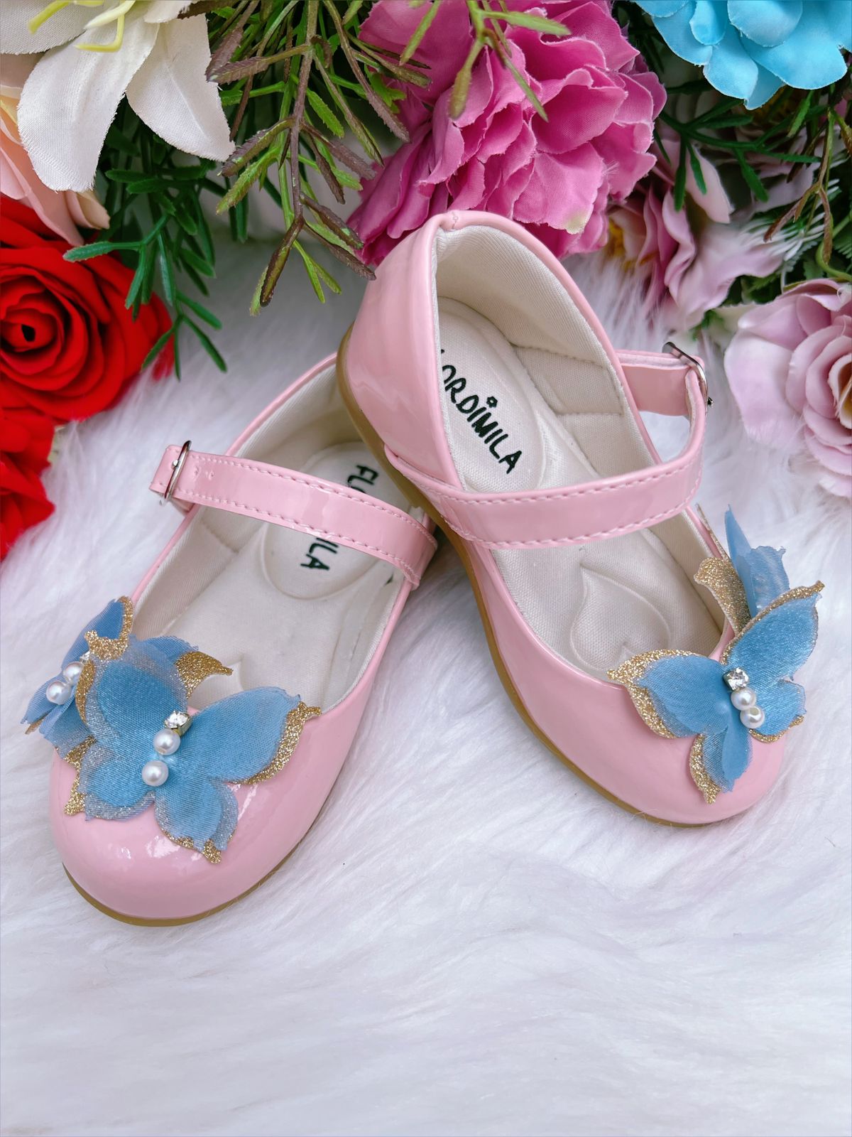 Sapatinho Rosa Verniz C/ Aplique de Borboleta Glitter Luxo
