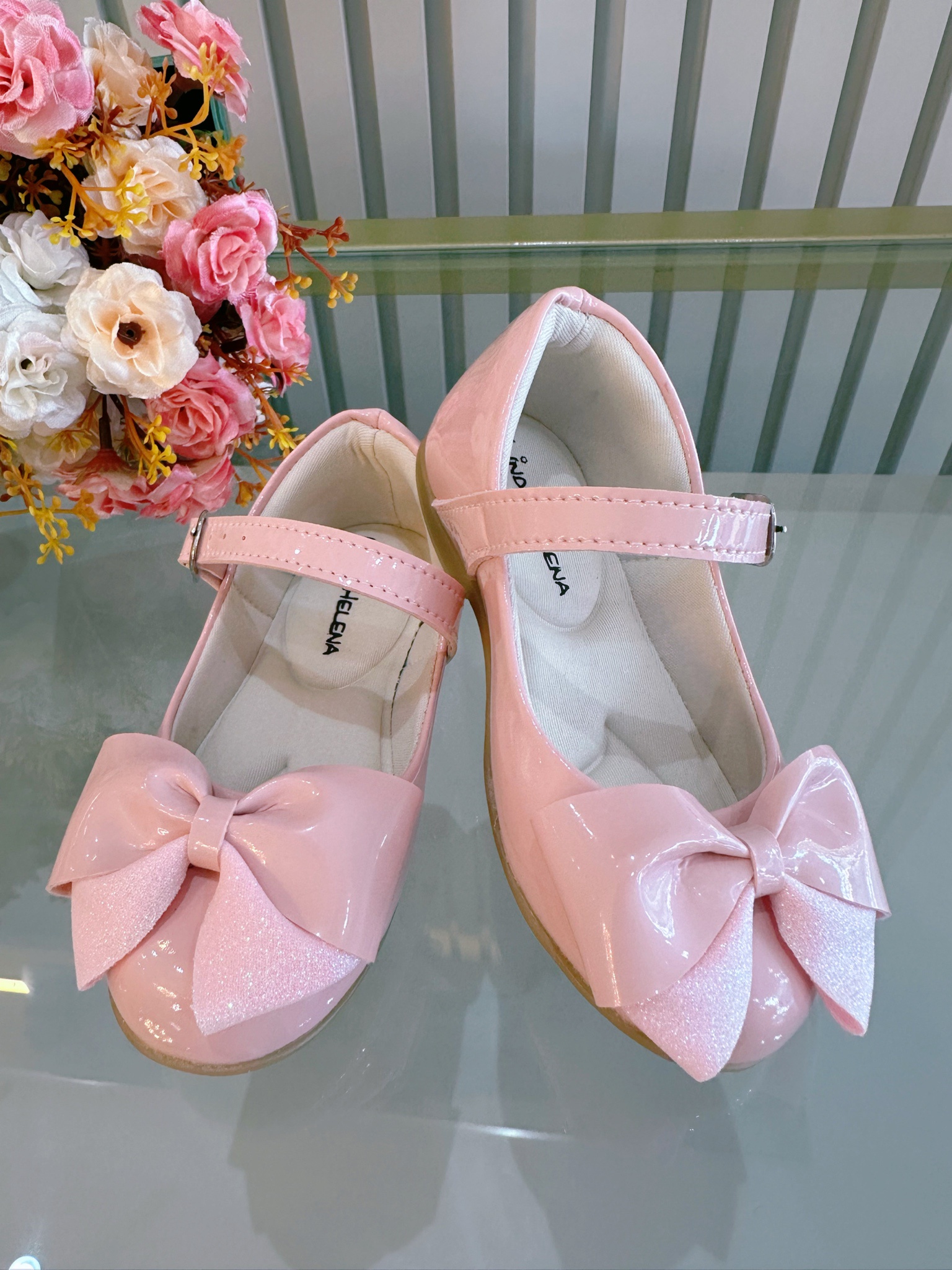 Sapatinho Rosa Verniz Com Aplique de Lacinho Luxo