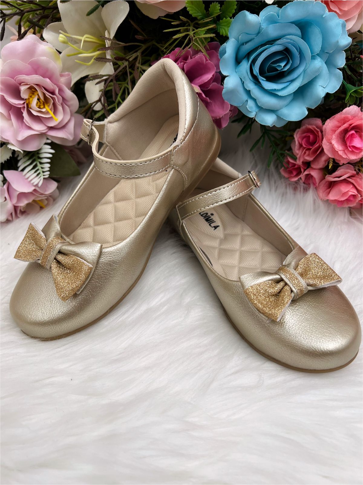 Sapatinho Dourado Fosco Luxo Com Laço Glitter