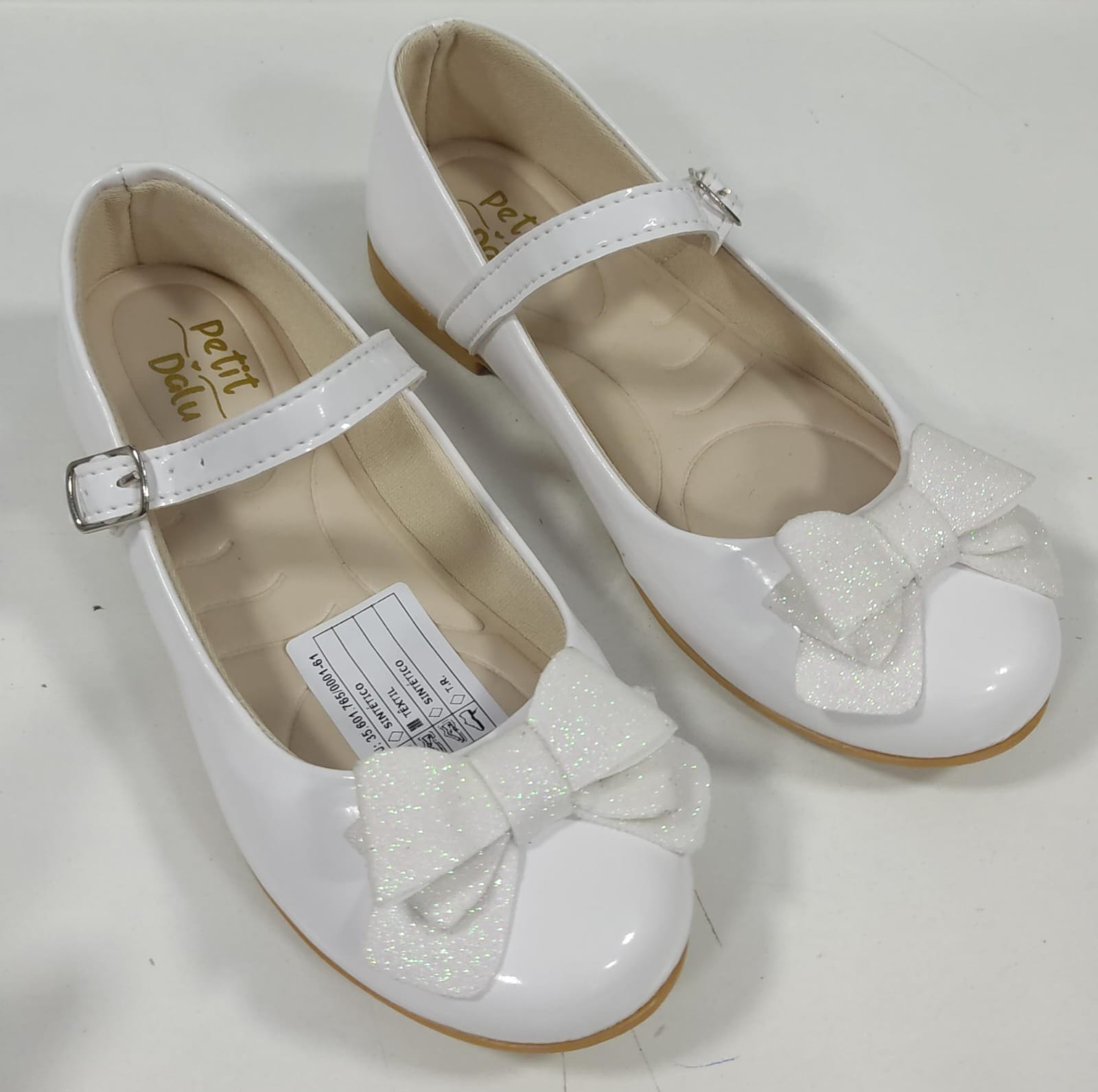 Sapatinho Infantil Branco Verniz C/ Aplique de Lacinho Luxo