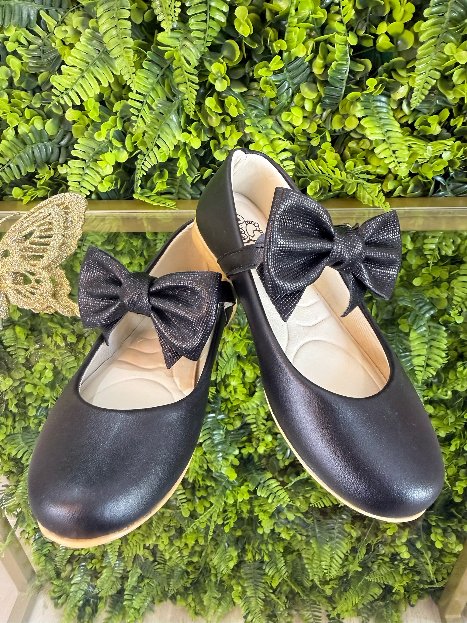Sapatinho Preto Com Aplique de Laço Luxo