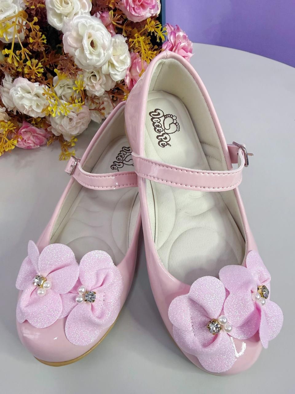 Sapatinho Rosa Verniz C/ Aplique Flor e Strass
