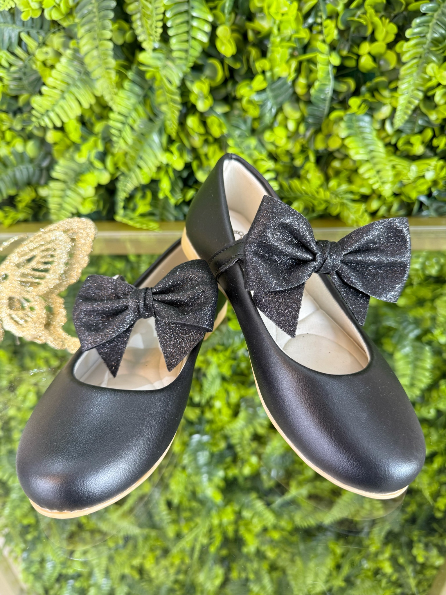 Sapatinho Preto Com Aplique de Laço Glitter Luxo
