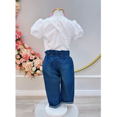Conjunto infantil C/ Blusa Branca e Calça Jeans Azul Bolsinha Casual