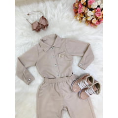 Conjunto infantil Nude Com Camisa e Calça Casual Luxo