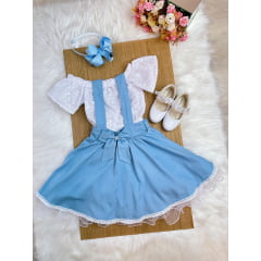 Conjunto Meninas Blusa Branca Bordada e Salopete Azul Claro