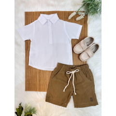 Conjunto Camisa Branco Com Bermuda Caqui de Cordão